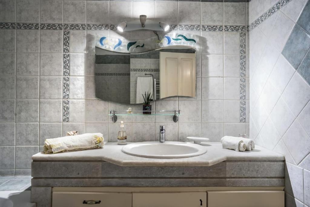 La Casa De Cambo Villa Gaitani ภายนอก รูปภาพ